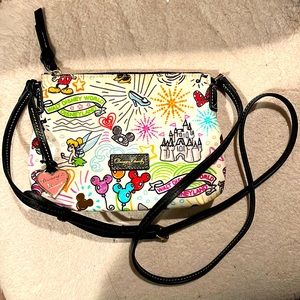 Dooney & Bourke crossbody bag